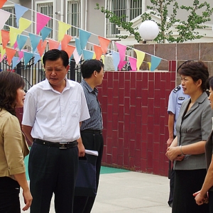 濟(jì)寧市中小學(xué)校、幼兒園安全工作檢查組來(lái)汶上縣檢查工作