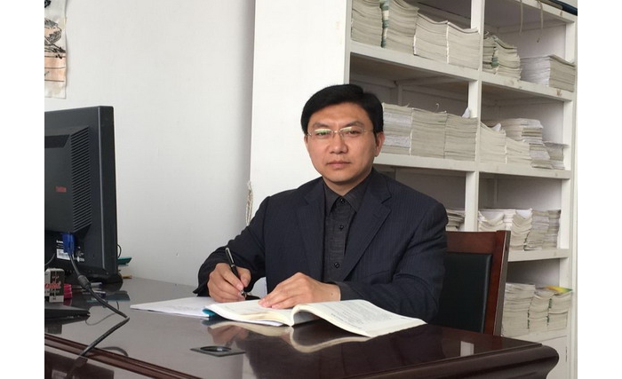“師德典型在身邊”——汶上縣實驗小學教師張樹堂