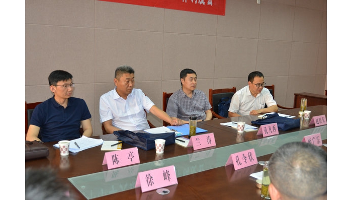 市住建局、市教育局聯(lián)合督查組對(duì)我縣在建大班額建設(shè)項(xiàng)目進(jìn)行督導(dǎo)檢查