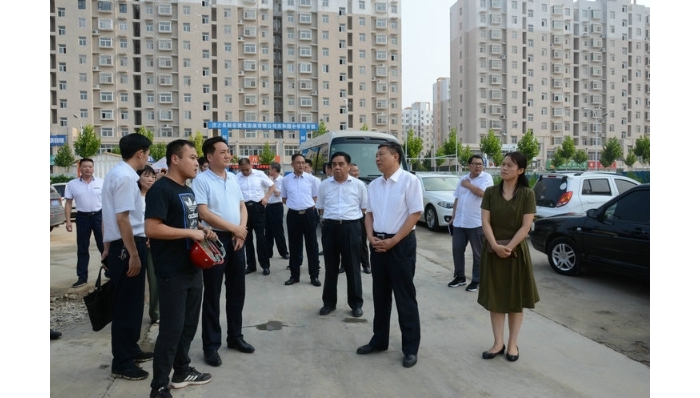 汶上縣召開城區(qū)教育重點(diǎn)項(xiàng)目建設(shè)工作現(xiàn)場推進(jìn)會