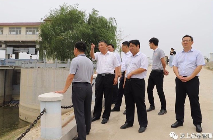 汶上縣人民政府 政務(wù)要聞 縣委副書記、縣長(zhǎng)李洪文督導(dǎo)安全生產(chǎn)應(yīng)急管理和防汛抗旱工作